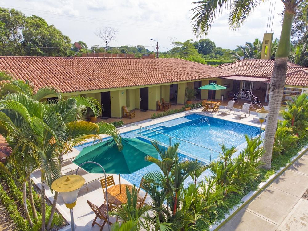 Hotel Paloverde Villas Campestres Villavicencio Exterior photo